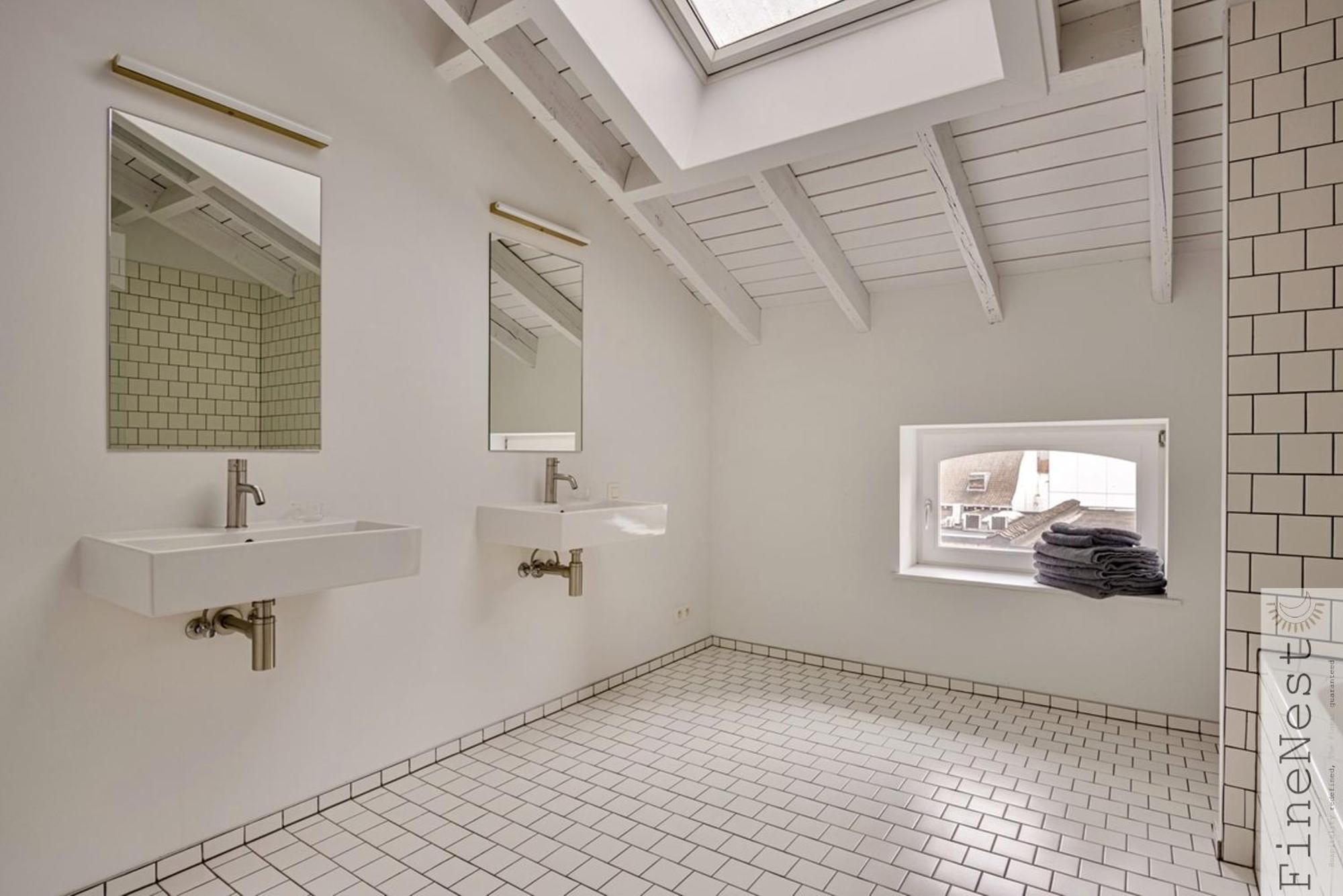 Loft 3 